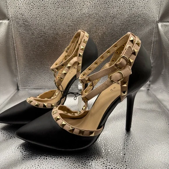 RUE 21 Black Women’s Pointed Stiletto Strap Heels with gold studs Size M (7-8) - Picture 3 of 11